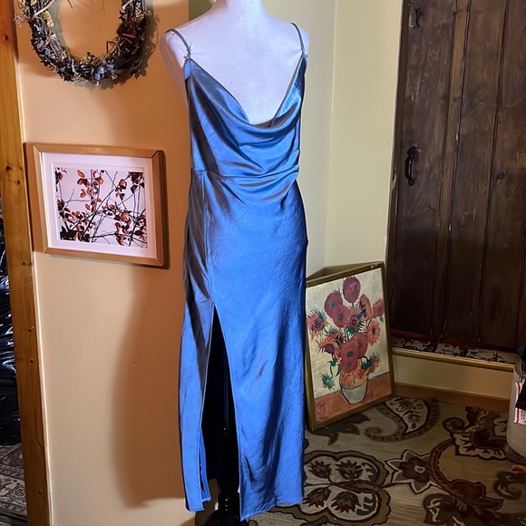 LIONESS Size XXL Slinky Draped Front Spaghetti Strap Midi-Dress Satin $179 NEW - Picture 3 of 17